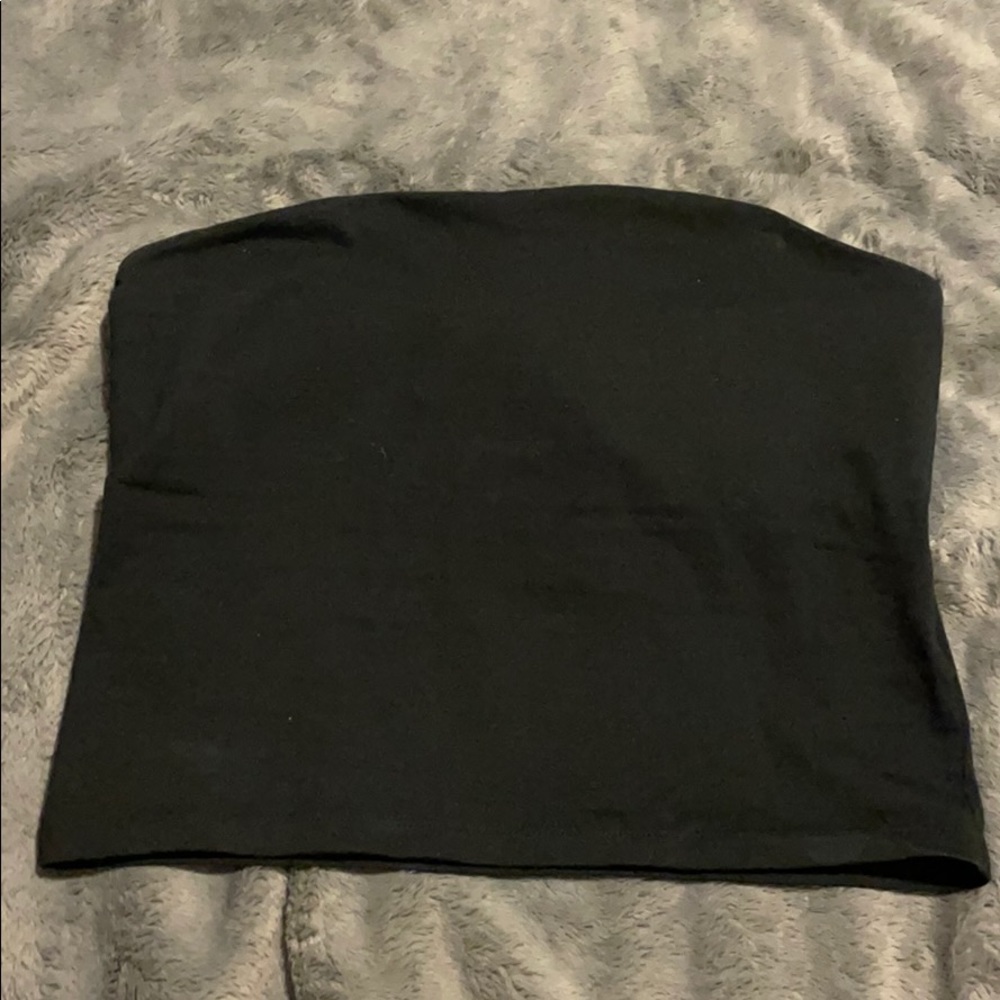 Black Strapless Crop Top